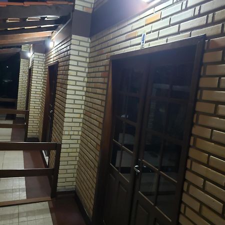 Residencial Costumes Brasileiras Hotel Bombinhas Room photo