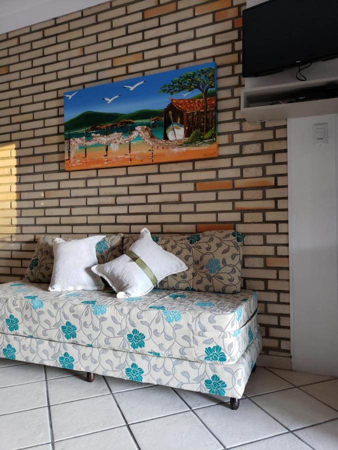 Residencial Costumes Brasileiras Hotel Bombinhas Exterior photo