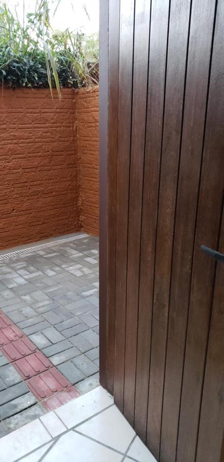 Residencial Costumes Brasileiras Hotel Bombinhas Exterior photo