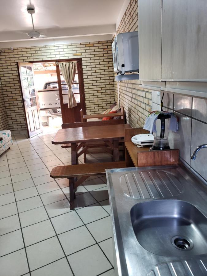 Residencial Costumes Brasileiras Hotel Bombinhas Exterior photo
